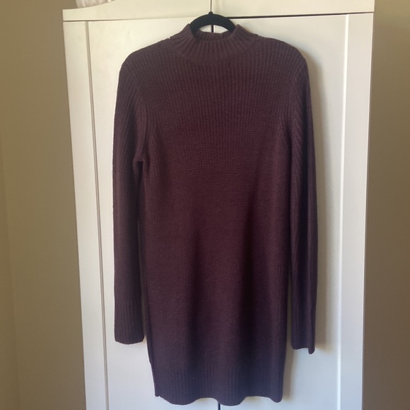 New with tags Dynamite size medium reversible cutout dress - Picture 4 of 4